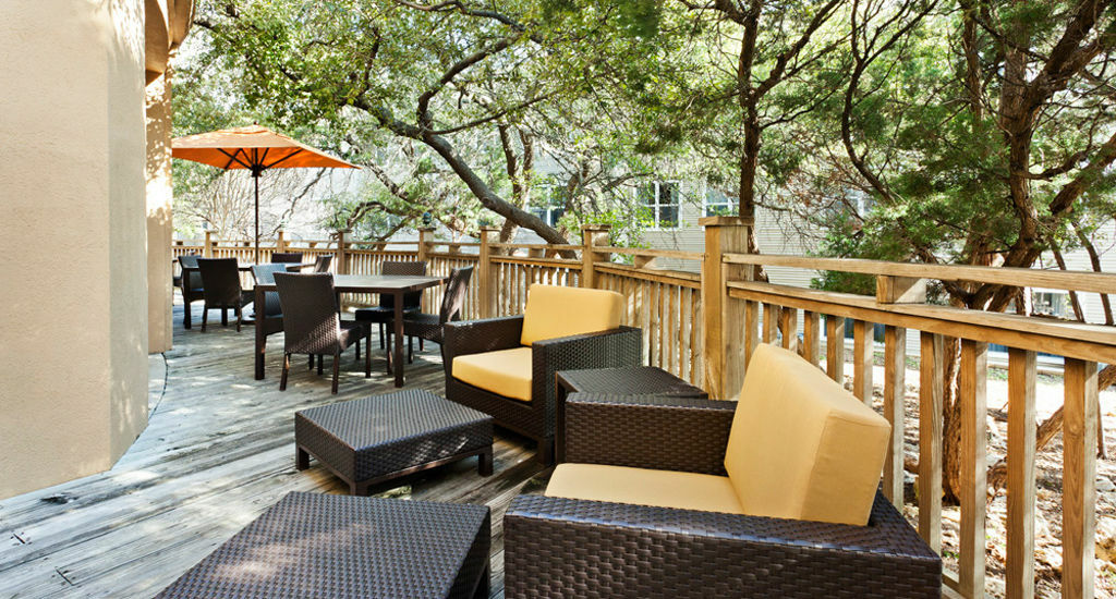 Hotel Courtyard By Marriott Austin The Domain Area Extérieur photo